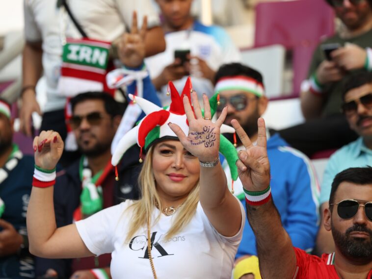 'Di su nombre, Mahsa Amini': las protestas de Irán llegan a la Copa del Mundo
