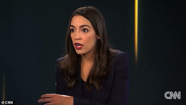 Alexandria Ocasio-Cortez, de 33 años, le dijo a Chris Wallace que sentía que su vida había estado en peligro desde que se unió al Congreso después de las elecciones de 2018.