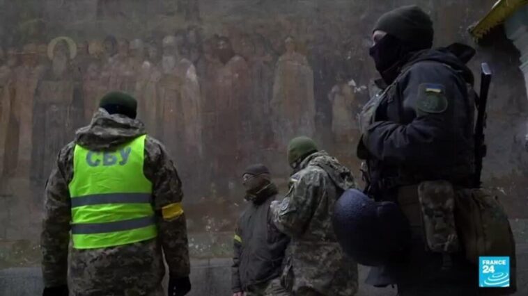 El servicio de seguridad de Ucrania allana el monasterio de Kyiv, sospecha de sabotaje ruso