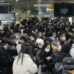 Seoul subway union, company reach deal to end strike