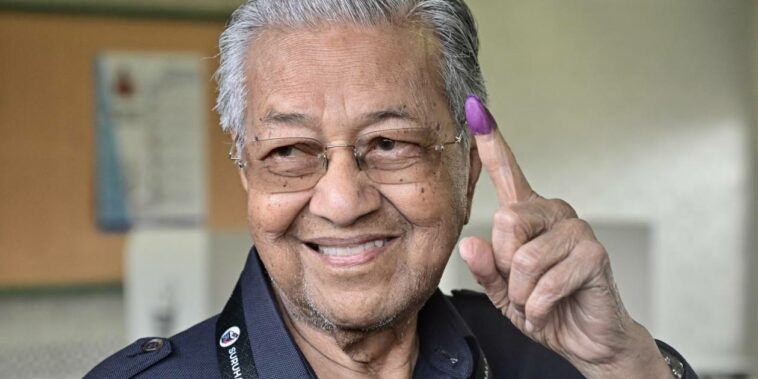 Elecciones en Malasia en vivo: Mahathir pierde escaño, probablemente terminando su carrera política