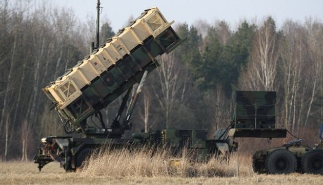 Estados Unidos considera enviar sistemas Patriot a Ucrania: funcionario de defensa