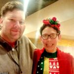 Jeff Highsmith, de 42 años, conoció a su hermana Melissa, de 53, (en la foto juntos) por primera vez en Acción de Gracias.  Jeff dijo que la desaparición de su hermana lo 'perseguía y lo consumía'