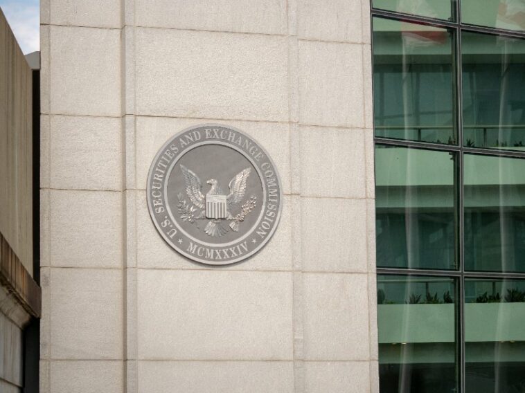 La SEC debería extender la protección del cliente a las criptomonedas, dice el CEO de Stifel