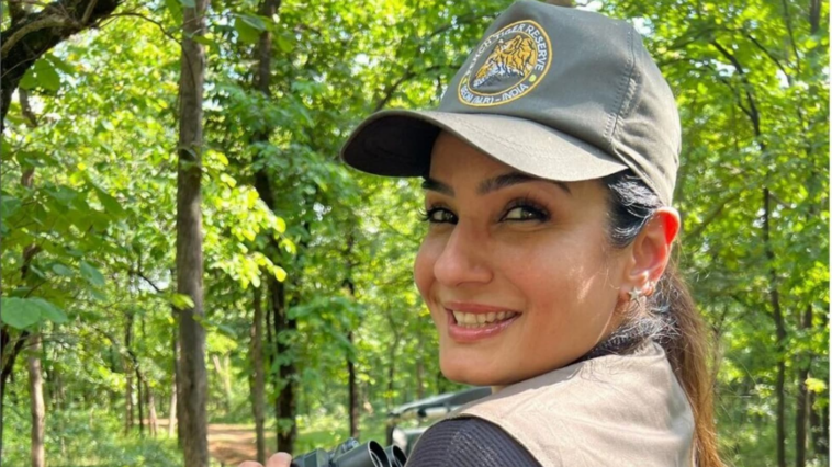 La investigación se lanzó después de que el video del safari de Raveena Tandon la mostrara demasiado cerca del tigre