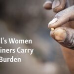 Las mujeres mineras de oro de Senegal llevan una pesada carga