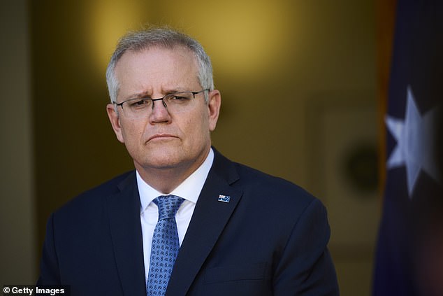 Según los informes, una vez que colegas políticos cercanos están furiosos por las acciones del ex primer ministro Scott Morrison al jurar en secreto a sí mismo en otros puestos ministeriales.