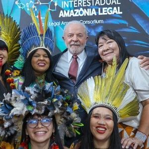 Lula propone la Amazonía como sede de la COP30 en 2025
