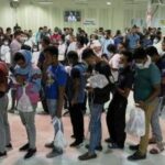 Más de 1.000 migrantes ecuatorianos intentan llegar a Estados Unidos