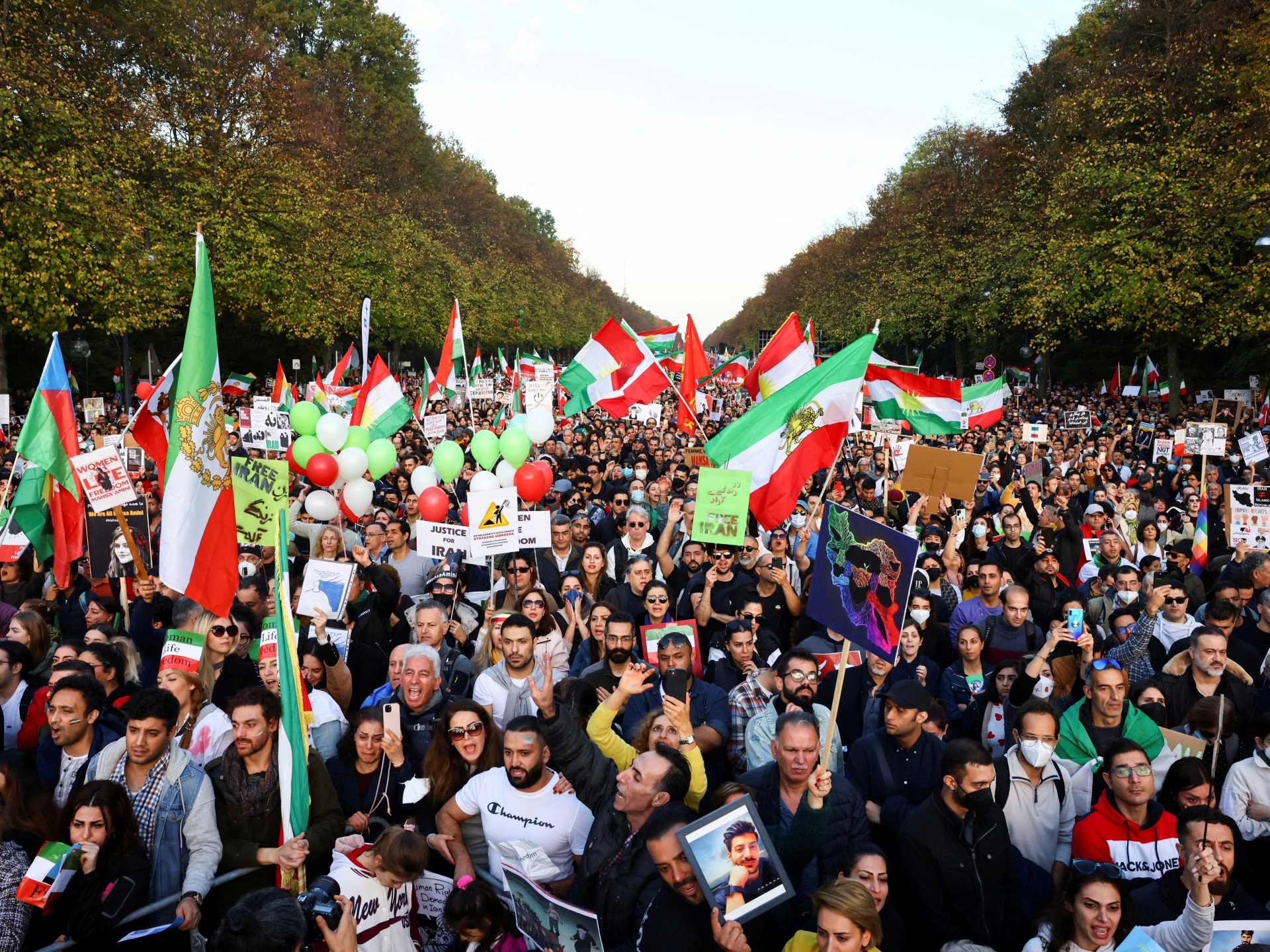 ¿Han sido condenados a muerte 15.000 manifestantes en Irán?
