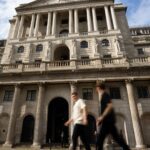 A los bancos del Reino Unido se les dijo que rompieran el 'techo de clase' con nuevos objetivos para impulsar la diversidad entre las contrataciones senior