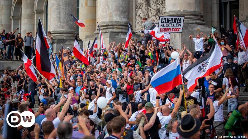 AfD de extrema derecha de Alemania y el movimiento 'Reichsbürger'
