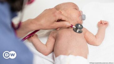 Alemania: la ola de infecciones por VRS sobrecarga los hospitales infantiles