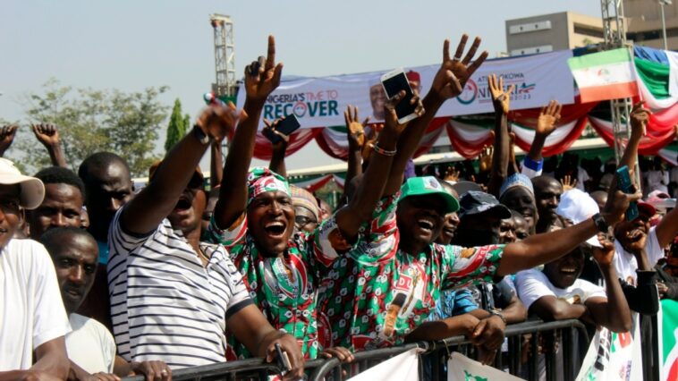 Ataques a instalaciones electorales generan preocupación antes de las elecciones de febrero en Nigeria