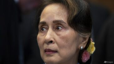 Aung San Suu Kyi de Myanmar condenada por corrupción, encarcelada por 7 años: fuente legal