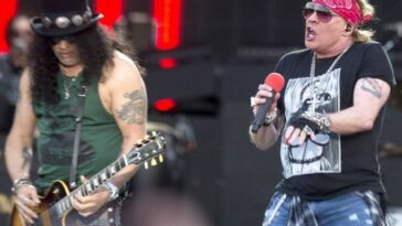 Axl Rose de Guns N' Roses promete terminar con la tradición de lanzar micrófonos
