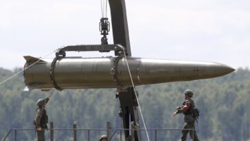 Bielorrusia dice que los sistemas de misiles rusos Iskander están listos para su uso