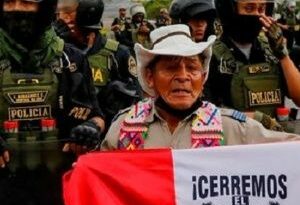 Boluarte propone adelantar elecciones peruanas a diciembre de 2023