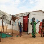 Camerún utiliza el 'Boxing Day' para ayudar a los niños desplazados por el conflicto separatista