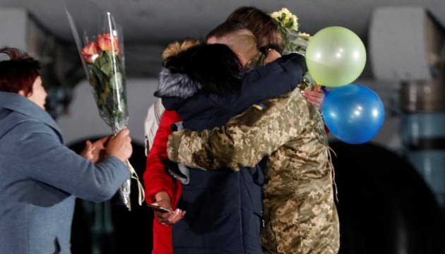 Cerca de 3.400 militares ucranianos permanecen en cautiverio ruso