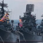 Cinco buques de guerra rusos listos para el combate en el Mar Negro, ninguno de ellos con misiles