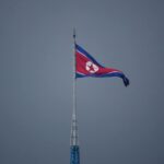 Corea del Norte dispara 2 misiles balísticos que aterrizan fuera de la ZEE de Japón