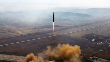 Corea del Norte dispara misiles balísticos hacia el Mar de Japón: Informe
