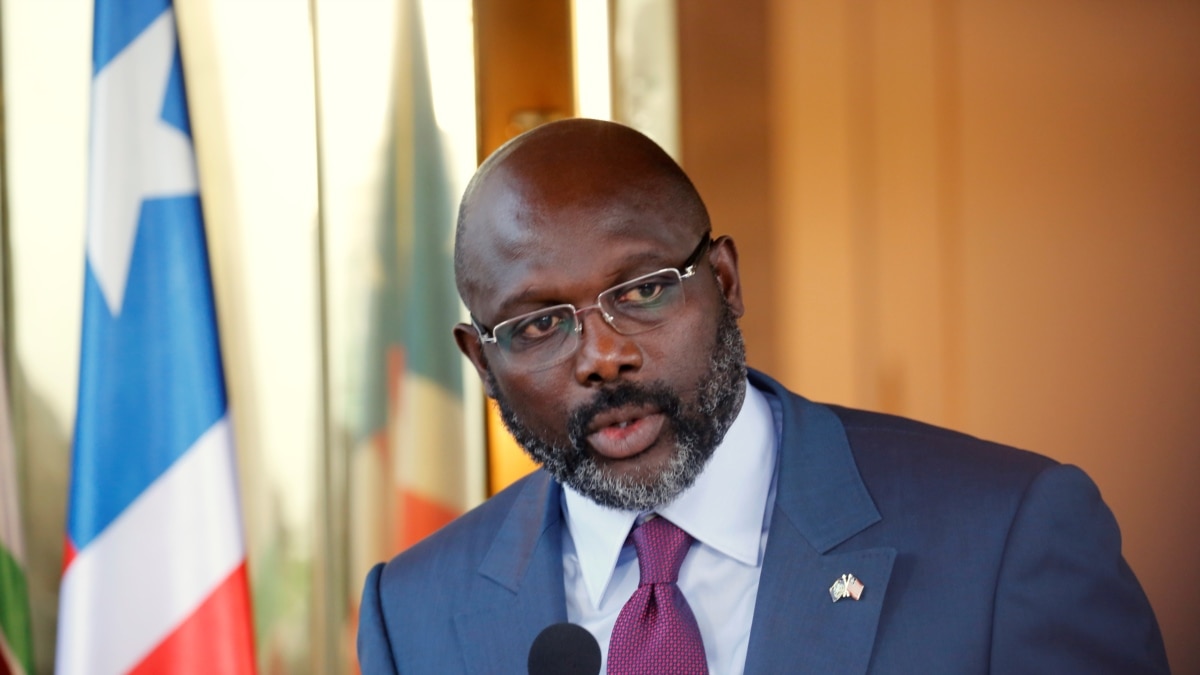 Crítican larga estancia en el extranjero del presidente de Liberia 
