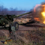 Distrito residencial de Kherson atacado con artillería rusa, se reportan bajas
