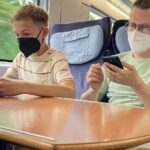 Dos estados alemanes desechan las mascarillas en el transporte público