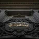El banco central suizo aumenta las tasas de interés en 50 puntos básicos para contrarrestar una "mayor propagación de la inflación"