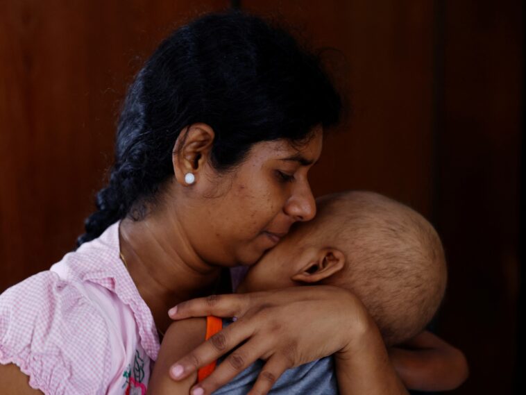 Fotos: los pacientes con cáncer de Sri Lanka luchan en medio del caos económico