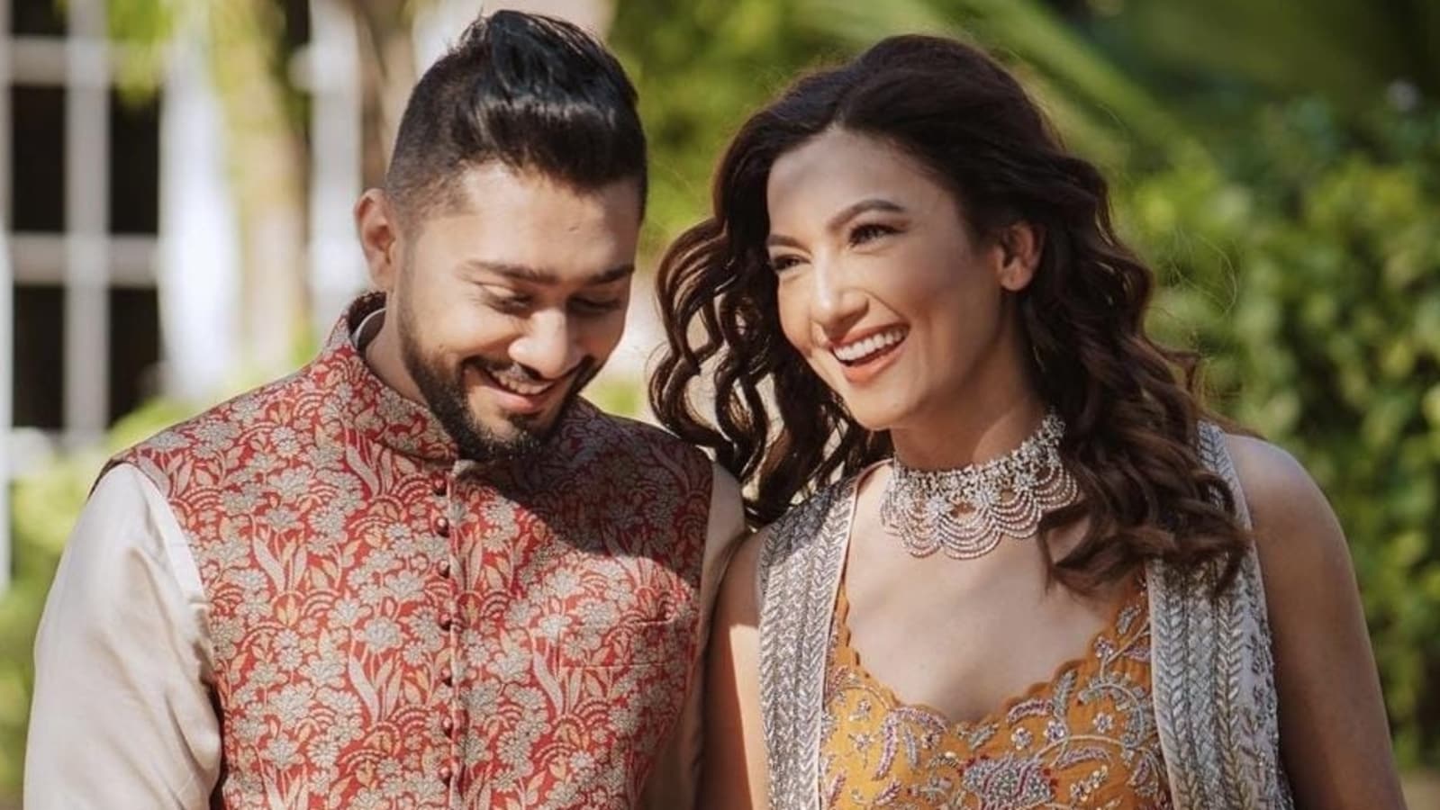  Gauahar Khan y Zaid Darbar anuncian embarazo, amigos y fans envían felicitaciones.  Reloj
