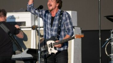 Guitarrista de Pearl Jam predice que nuevo álbum saldrá en 2024
