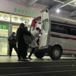 Hospitales chinos 'extremadamente ocupados' mientras COVID-19 se propaga sin control