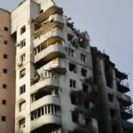 Invasores demolieron más de 30 edificios de apartamentos en Mariupol – alcalde