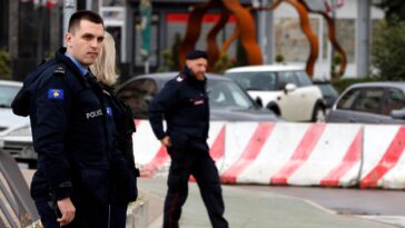 Kosovo pospone las elecciones locales en el norte dominado por la etnia serbia