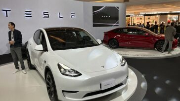 Tesla no podrá anunciar sus autos como vehículos totalmente autónomos a partir del próximo año según una nueva ley de California