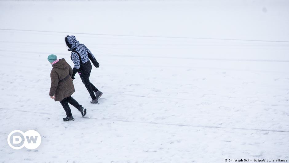 La nieve cubre Alemania en medio de la crisis del gas
