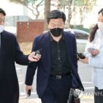 Police to again seek arrest warrant for ex-Yongsan police chief in Itaewon crush probe