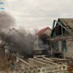 Las fuerzas rusas bombardean Kherson, dos civiles muertos