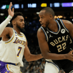Los Bucks pierden ante los Lakers pero ganan con el regreso de Khris Middleton: 'Nos lleva a un nivel completamente diferente'