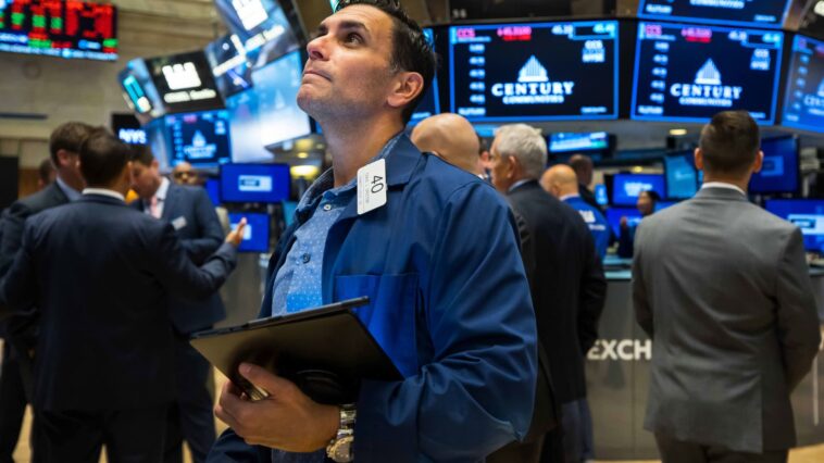 Los administradores de dinero tienen esperanzas en el mercado de valores en 2023. Cómo planean invertir