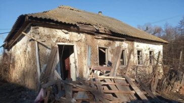 Los bombardeos enemigos dañan siete edificios y líneas eléctricas en la región de Sumy