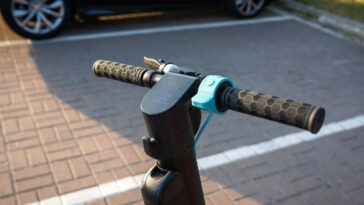 Los e-scooters de Berlín pronto podrán usar espacios de estacionamiento de automóviles