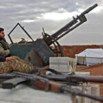 Los kurdos sirios detienen las operaciones conjuntas con EE. UU. contra el grupo Estado Islámico debido a los ataques turcos