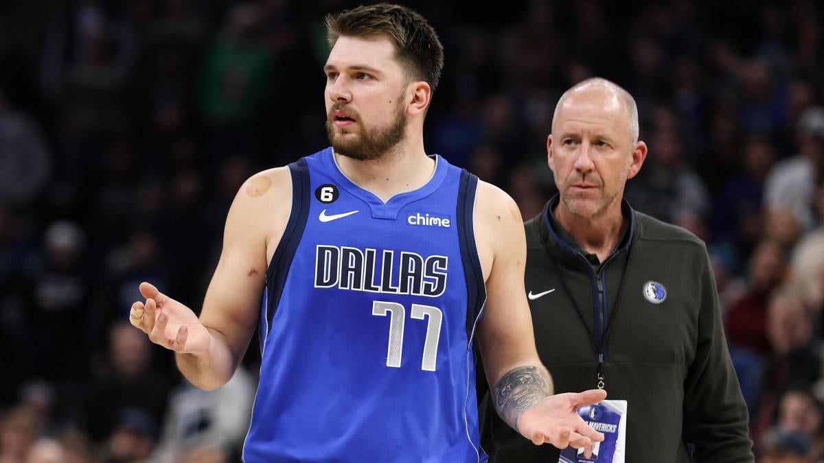 Luka Doncic, Jason Kidd expulsados ​​cuando los Mavericks caen por debajo de .500 en la derrota ante los Timberwolves
