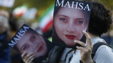 Manifestantes en el sureste de Irán denuncian al máximo líder en nuevas protestas