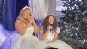 'Esta es mi niña': Mariah Carey, de 52 años, subió al escenario a su hija Monroe, de 11, mientras realizaban un dúo festivo durante su primer concierto en vivo posterior a Covid en Toronto el viernes.
