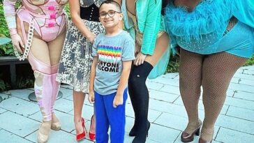 Marti Cummings publicó esta foto en Instagram donde hablaban de un niño pequeño que quería actuar con otras drag queens.